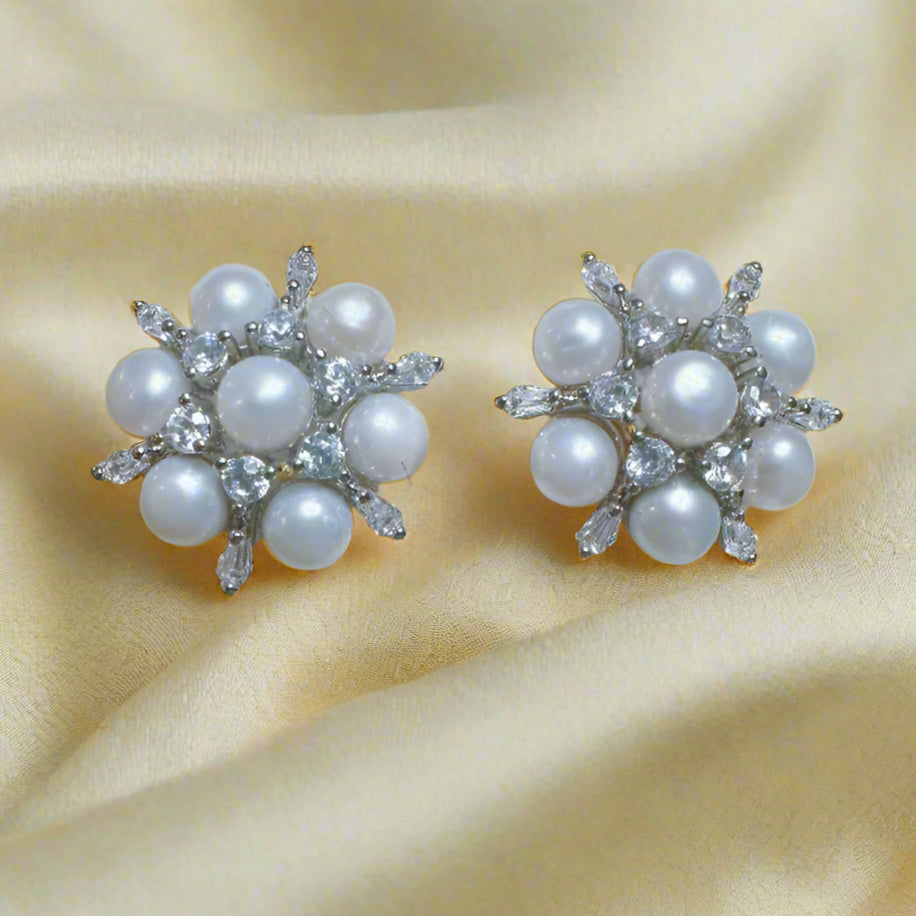 Snow Flake Freshwater Pearl Earring