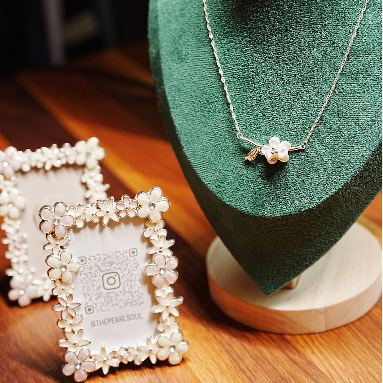 Spring Blossom - Petal Kiss Necklace